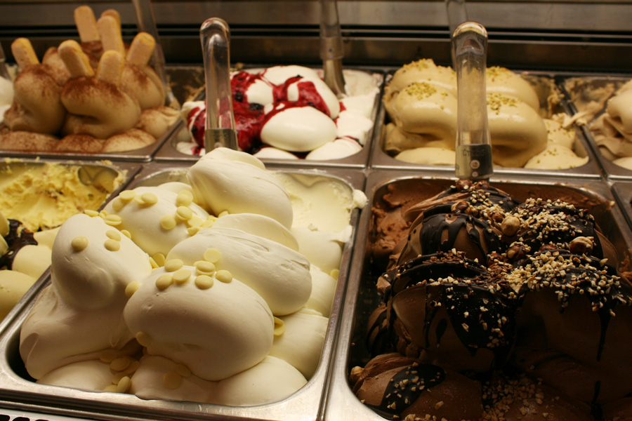 gelato scoop