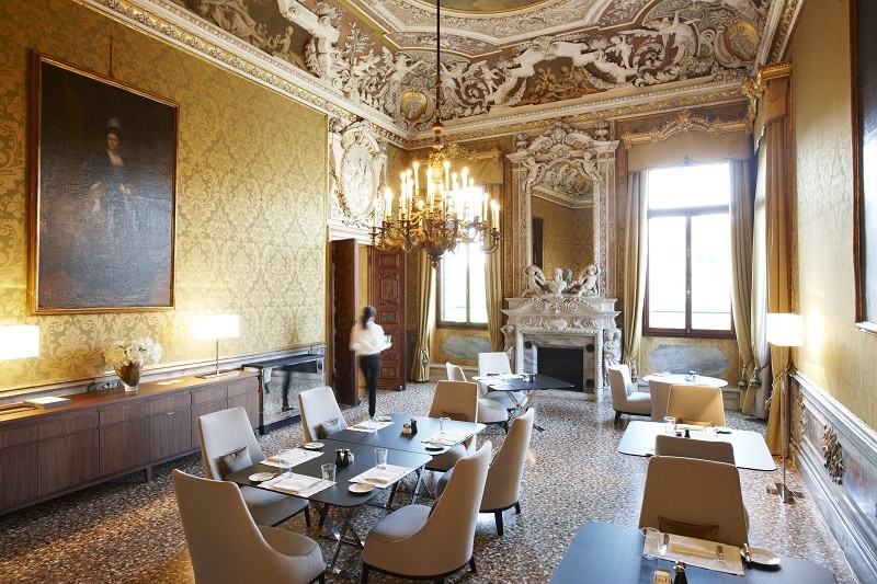 Aman Canal Grande Venice - Yellow Dining Room
