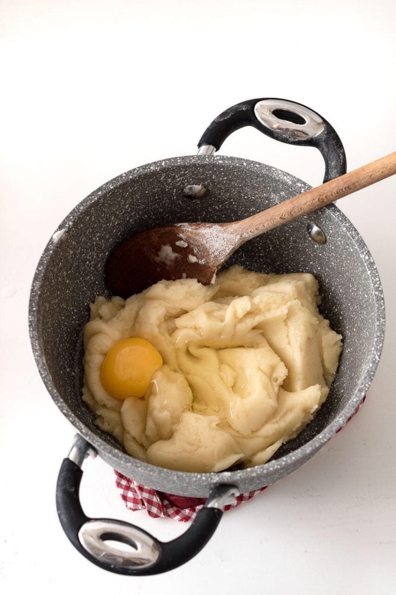 pasta choux aggiunta uova