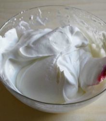panna montata con yogurt