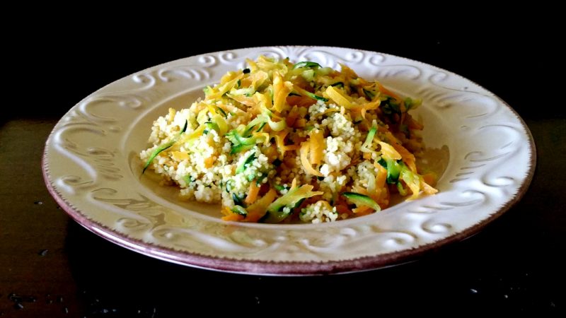 cous-cous-con-zucchine-e-carote-ricetta