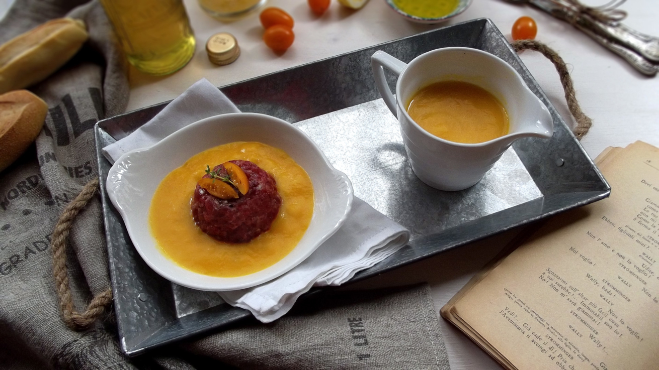 tartare-tonno-e-crema-pomodori-gialli-ricetta