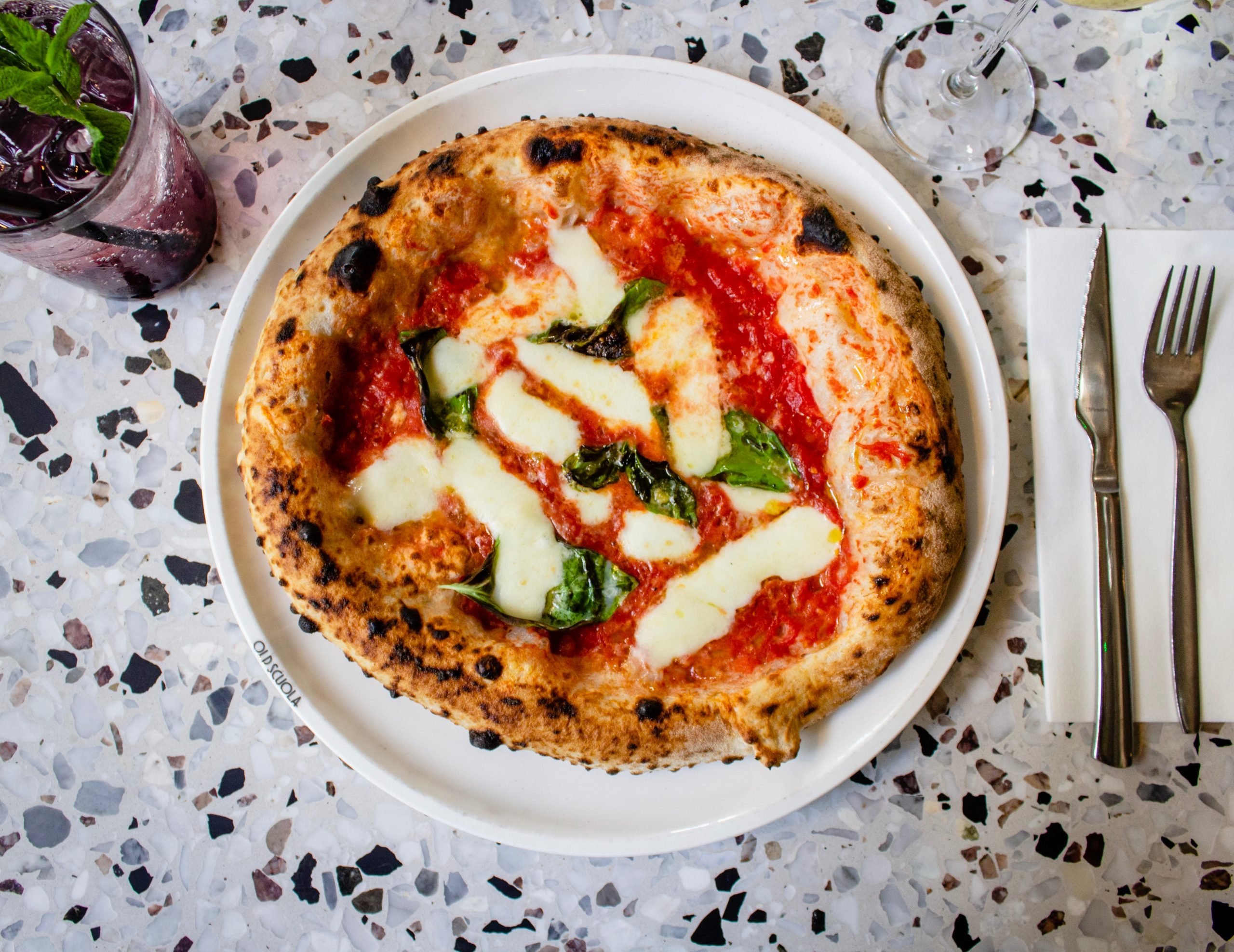 pizza-romana-pizza-napoletana-differenze