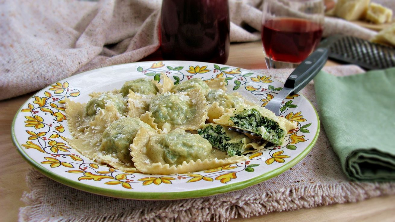 ravioli-ricotta-e-spinaci-piatto