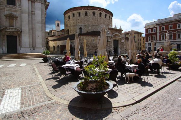 Brescia pronti rimborsi per ristoranti bar chiusi durante lockdown