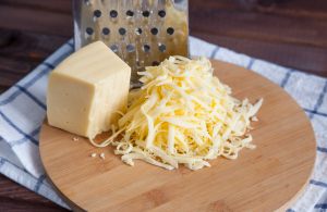 formaggio grattugiato a scaglie